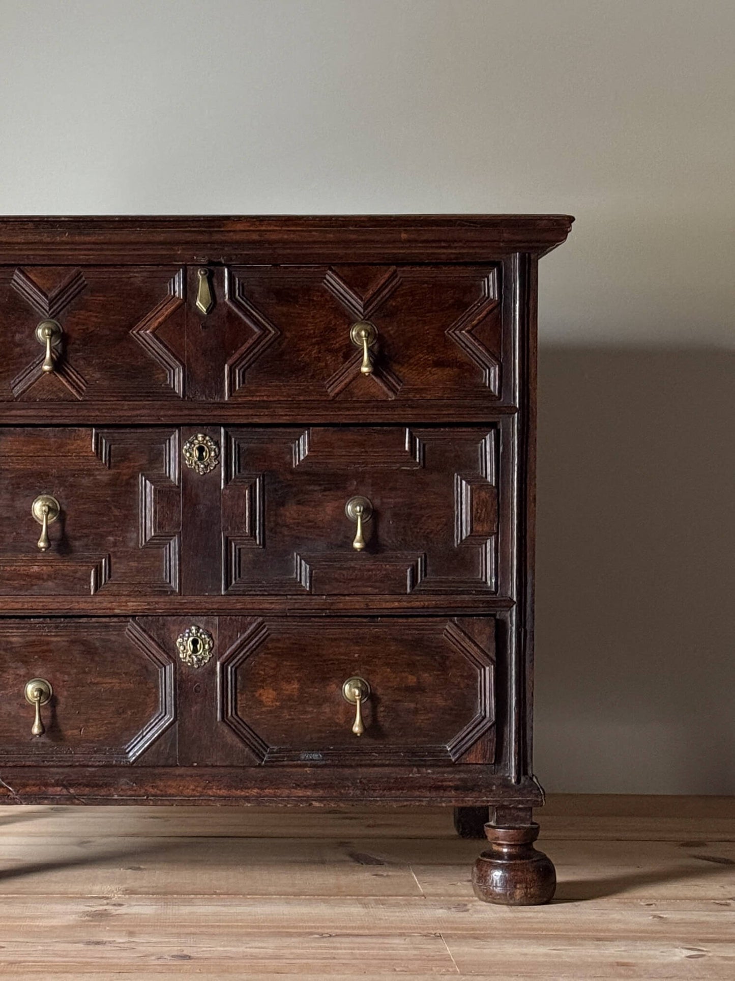 Jacobean oak chest of drawers