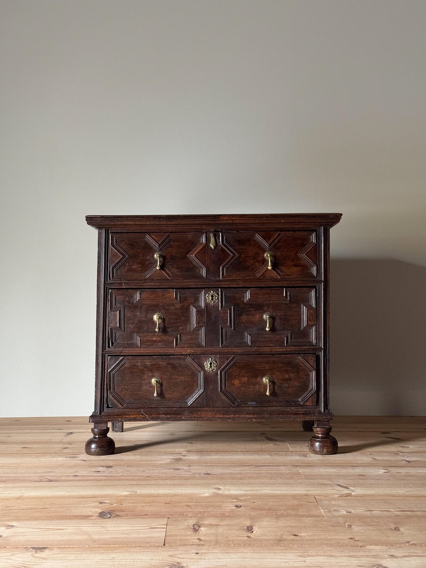 Jacobean oak chest of drawers