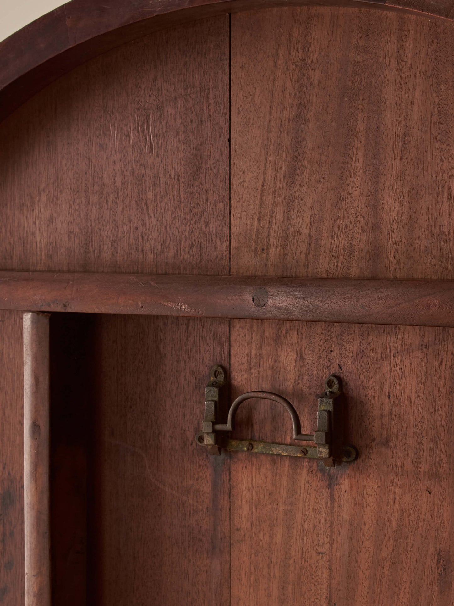 Victorian mahogany centre table