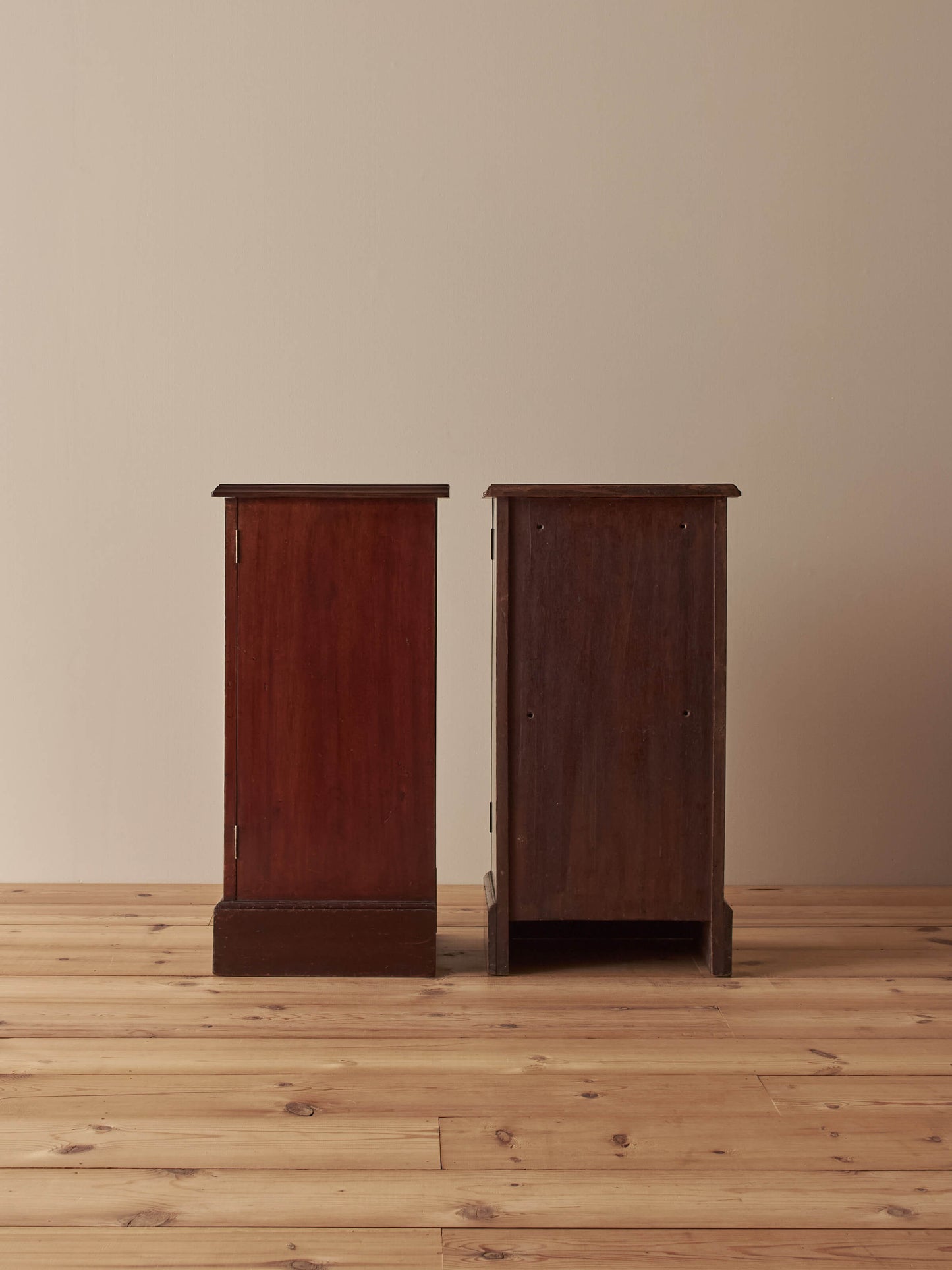 Pair of mahogany Edwardian bedside cabinets