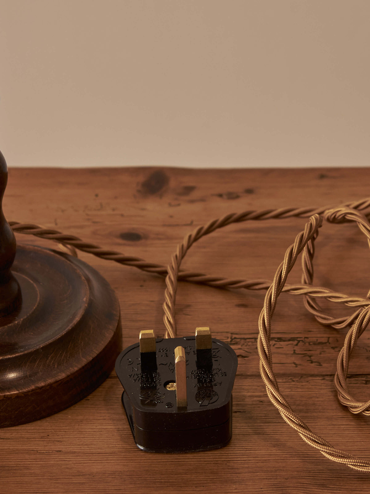French beech bobbin table lamp