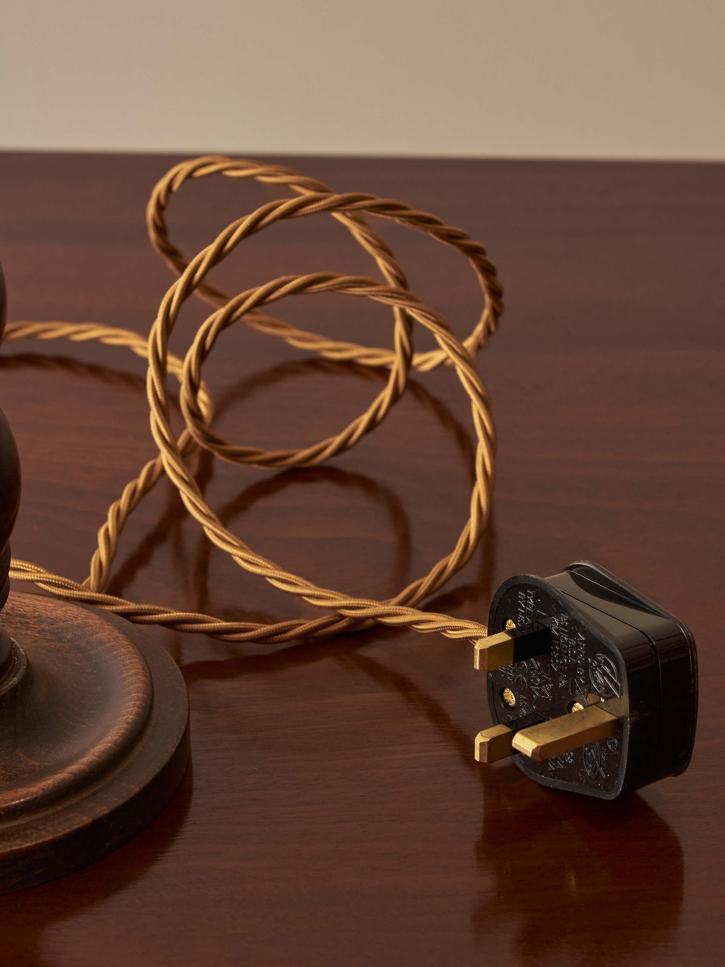 French barley twist table lamp