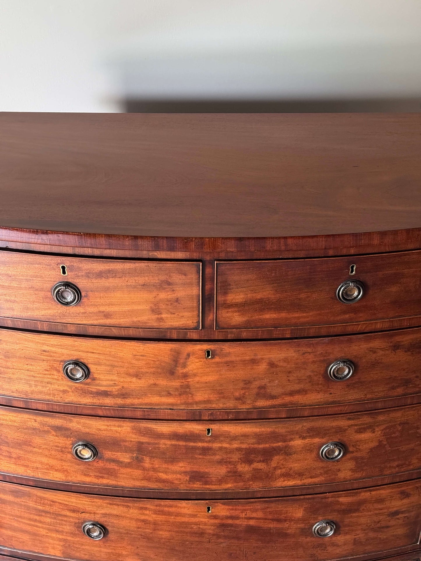 Victorian mahogany bow-fronted chest of drawers