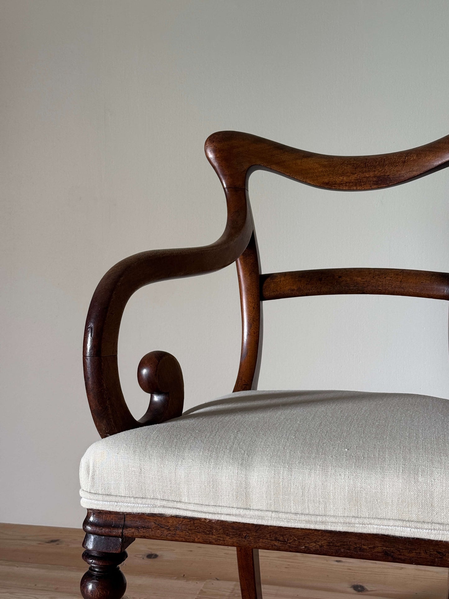 Georgian mahogany carver chair with upholstered seat