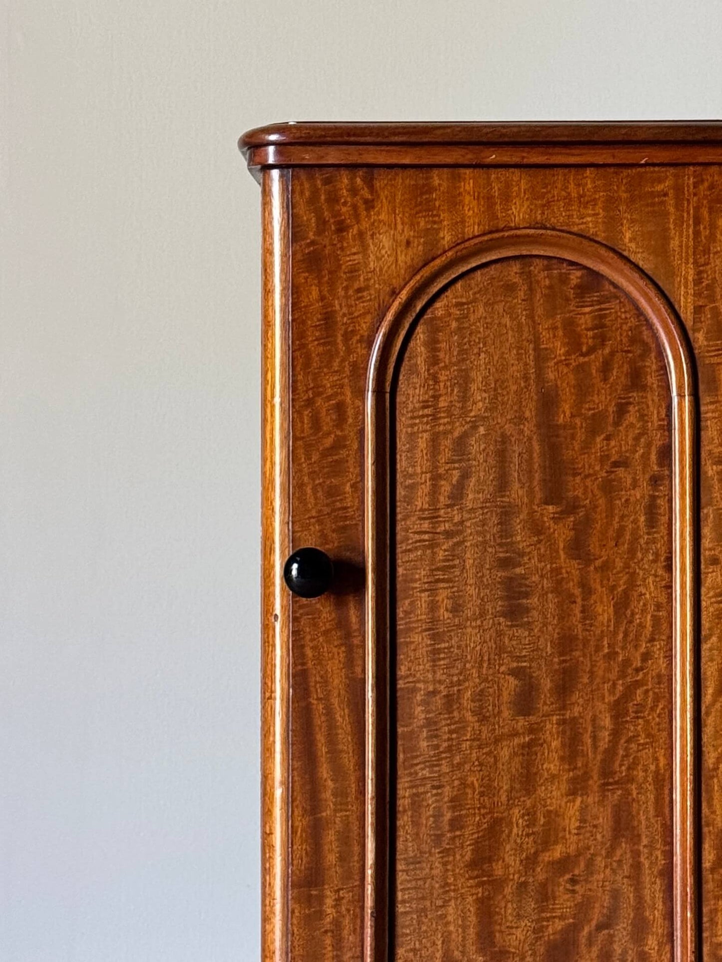 Victorian mahogany bedside cabinet