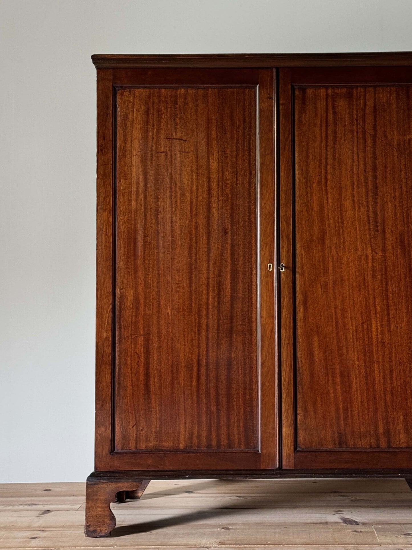 Edwardian mahogany linen cupboard