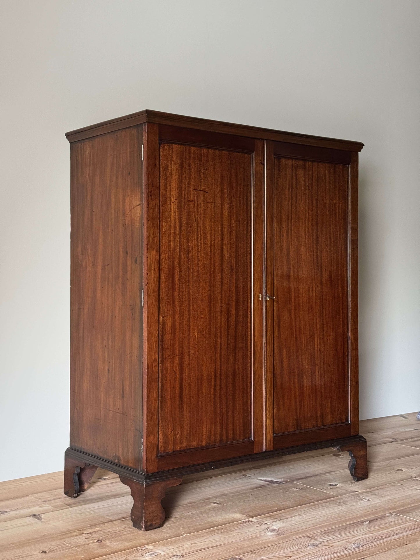 Edwardian mahogany linen cupboard