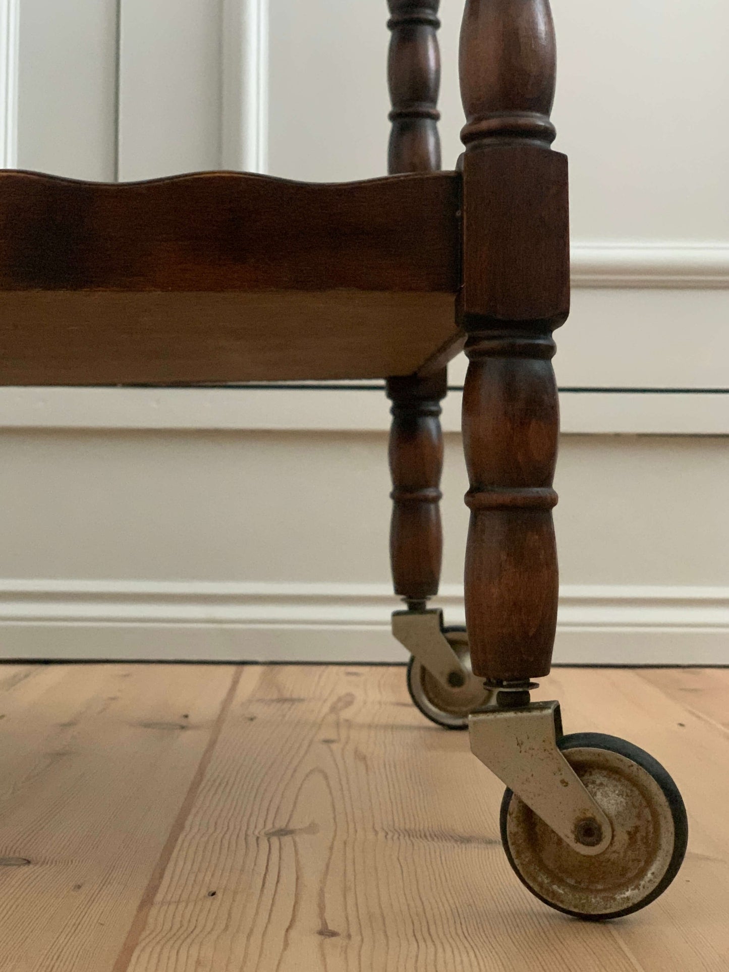 French vintage scalloped bar cart with bobbin detail