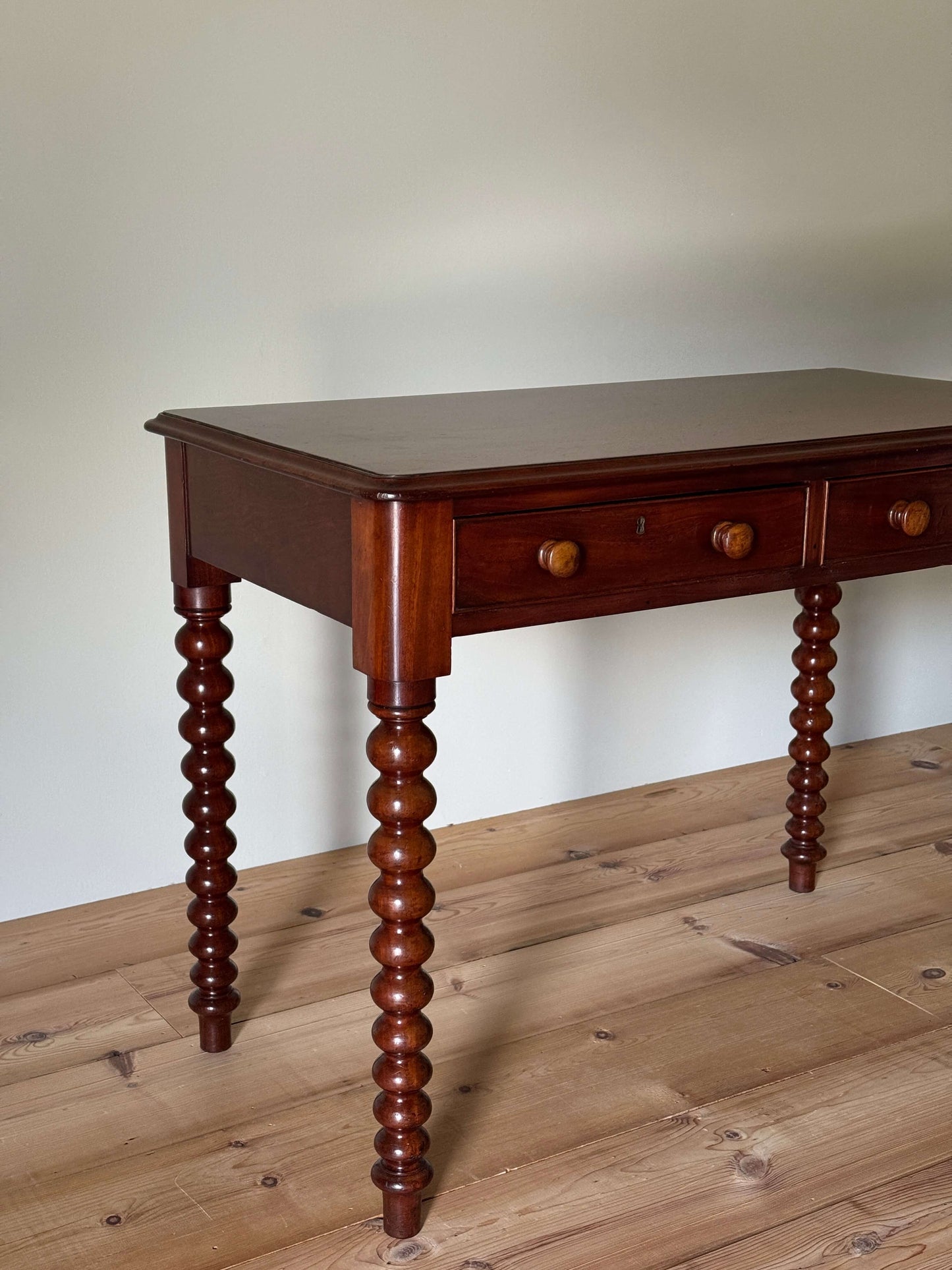 Victorian mahogany bobbin console table