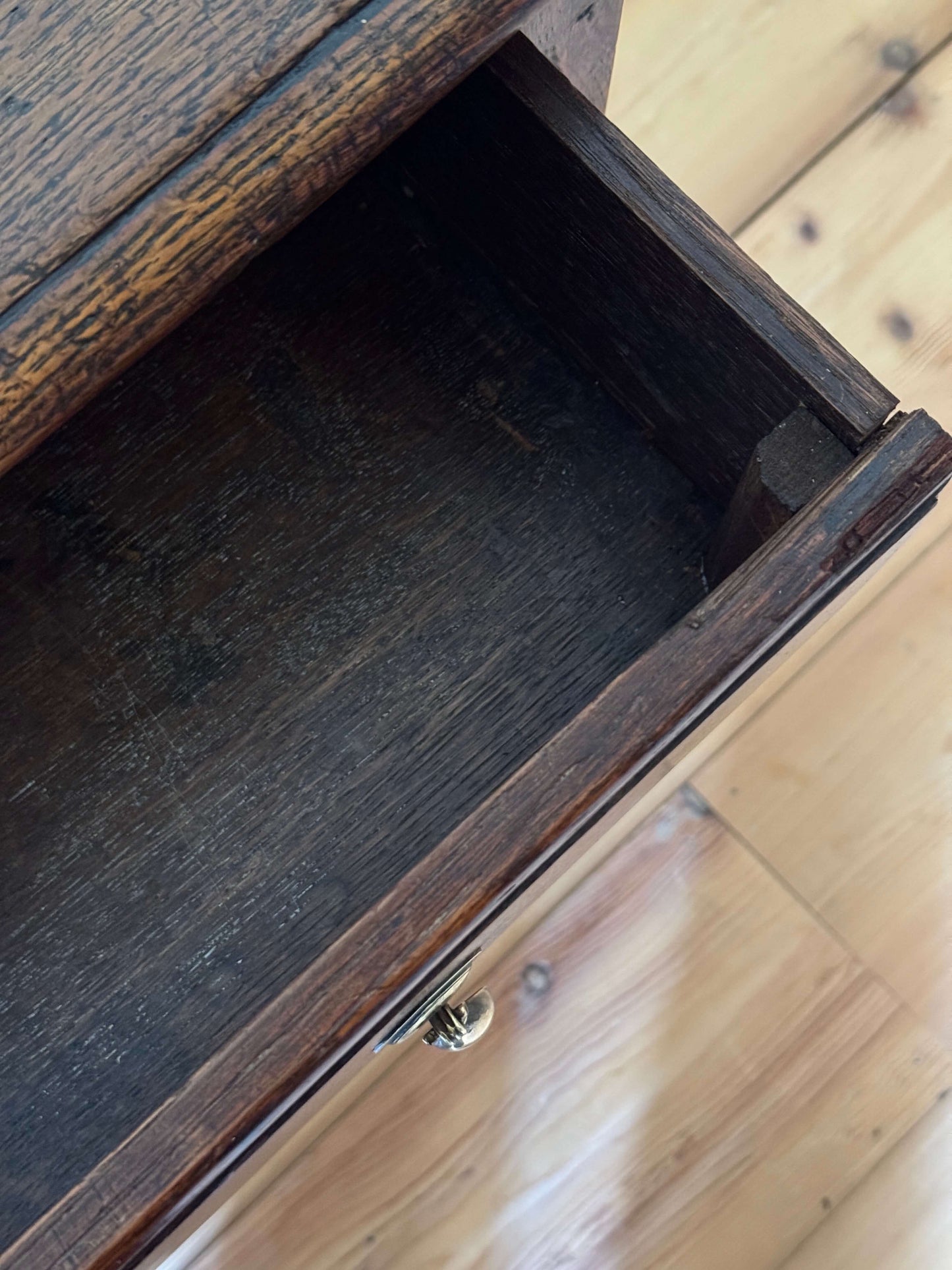 Early Georgian console table with drawer