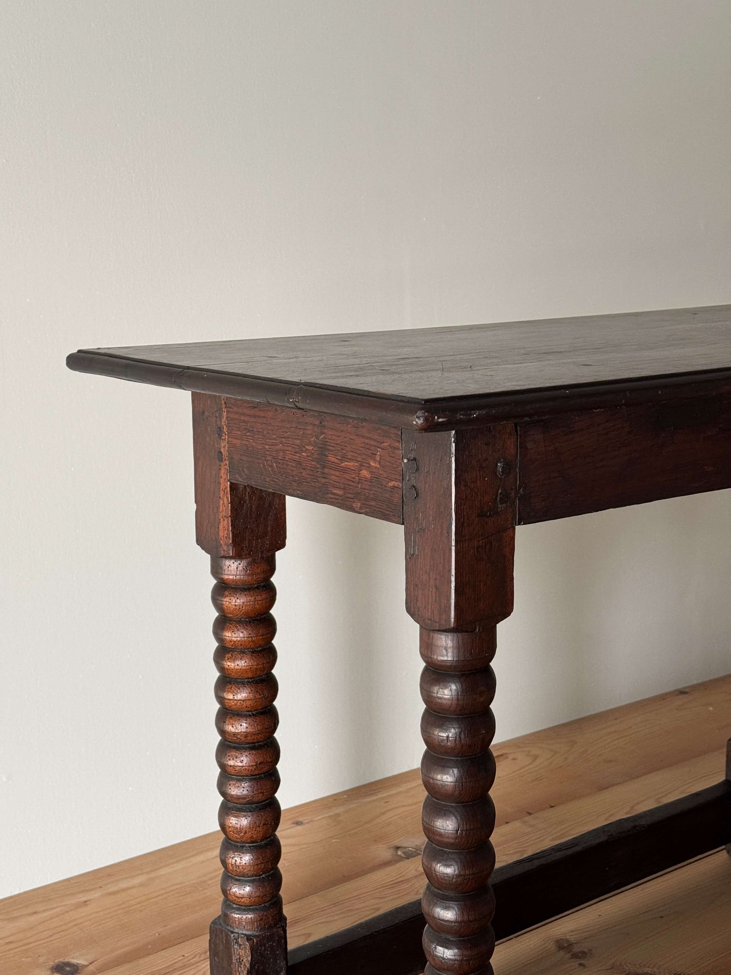 Georgian bobbin console table