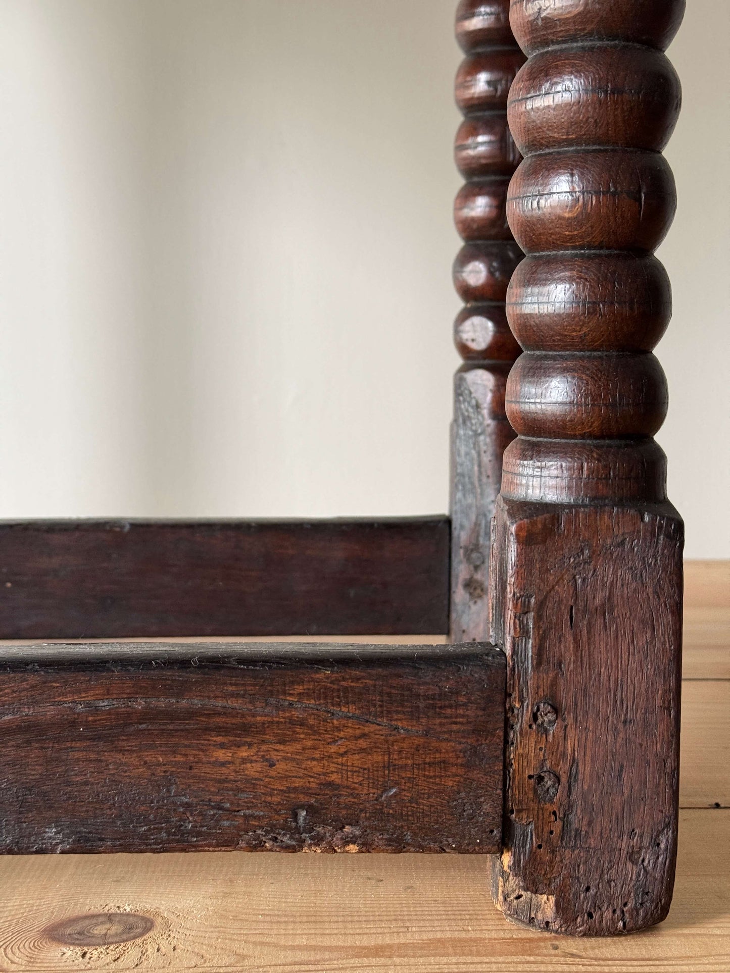 Georgian bobbin console table