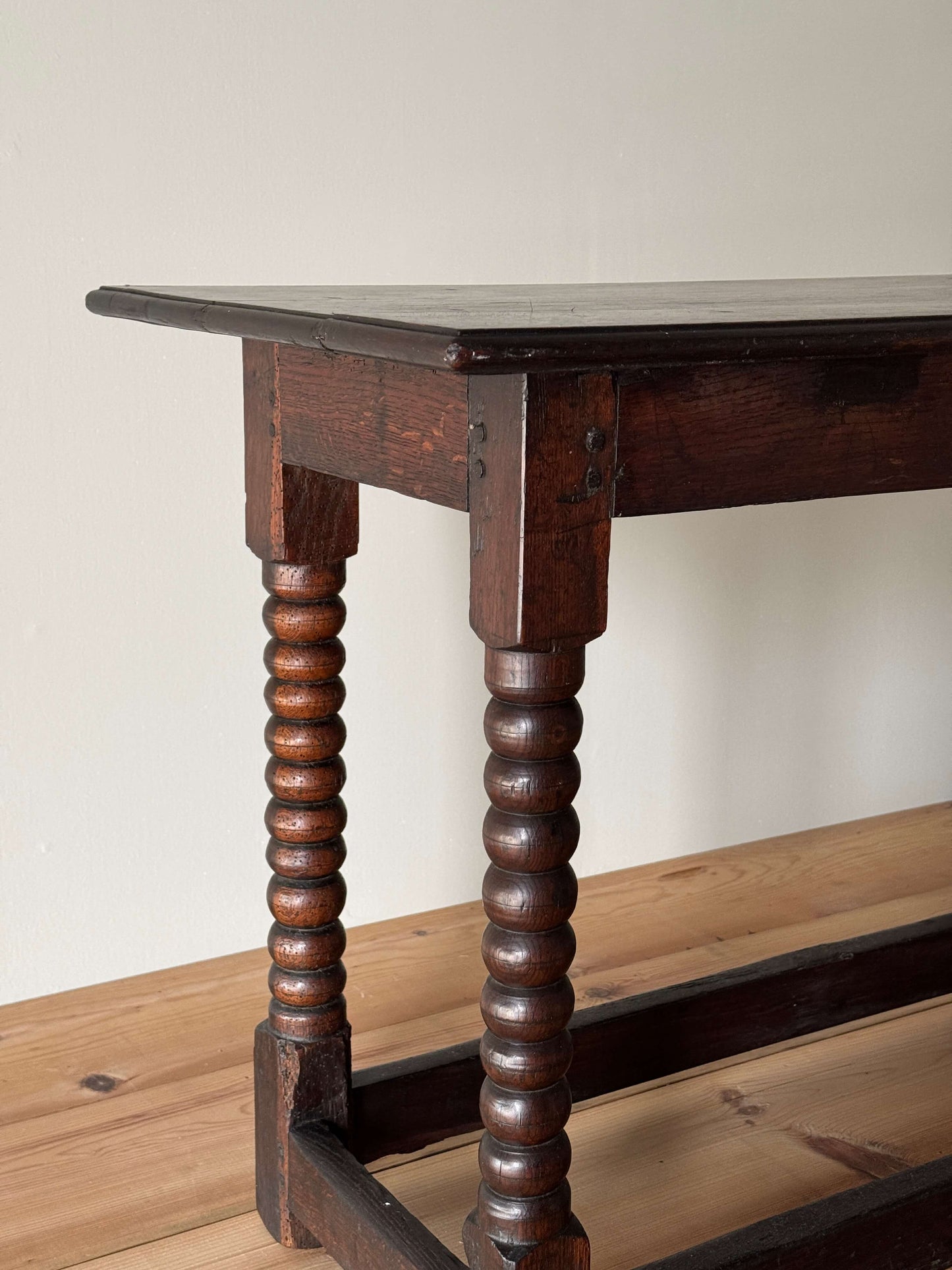 Georgian bobbin console table