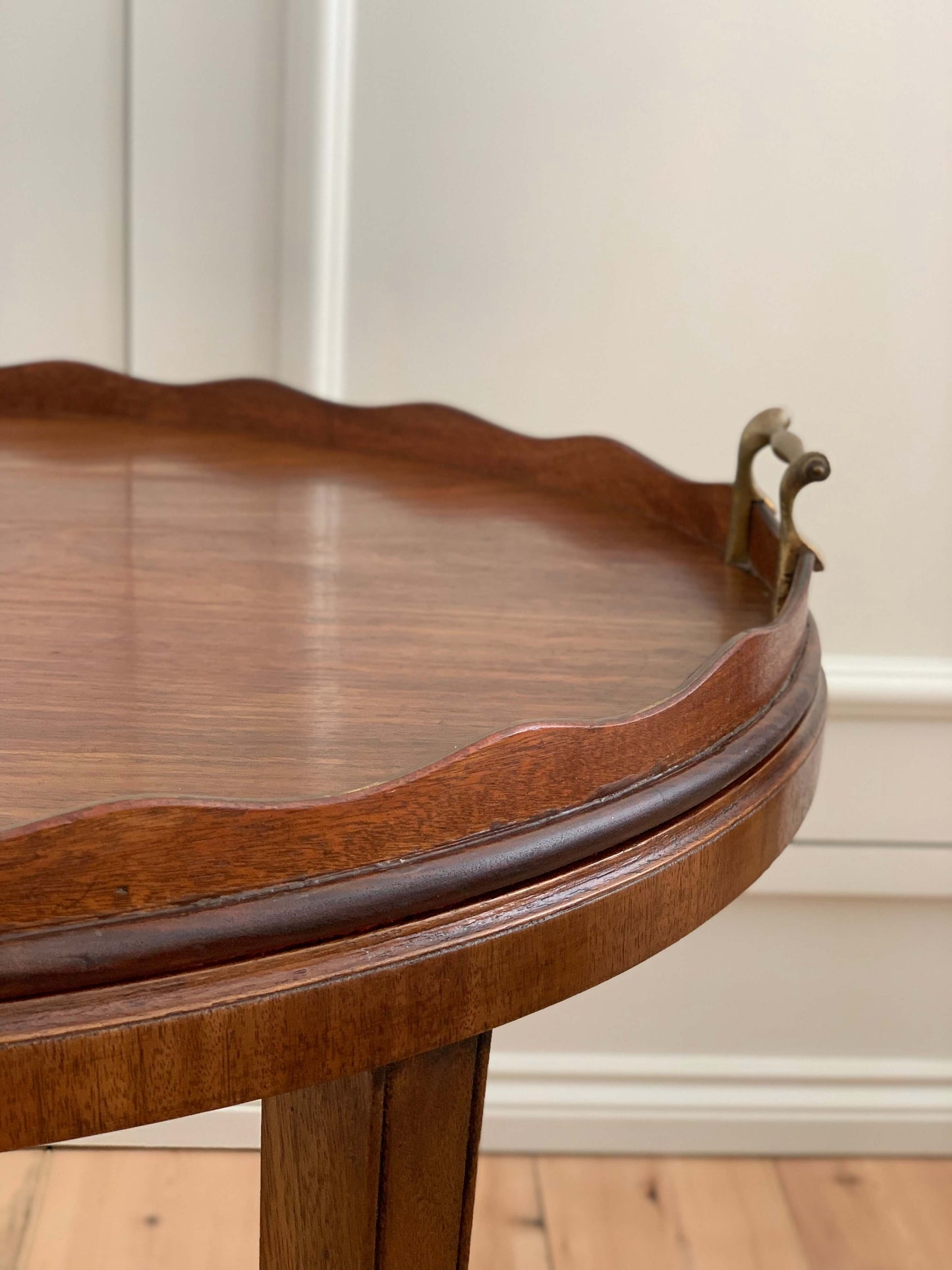 Antique scalloped table with removable tray