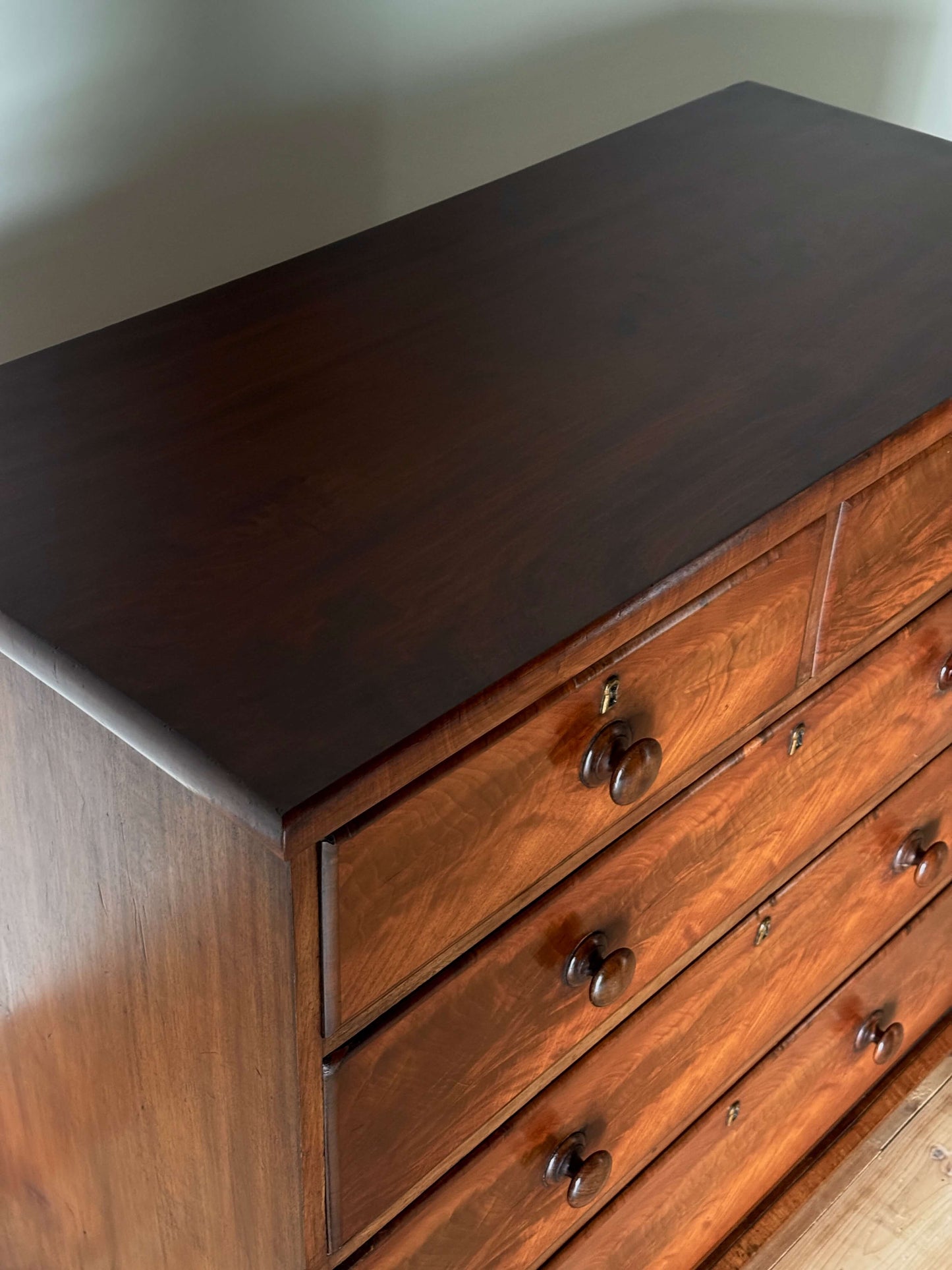 Victorian flame mahogany chest of drawers