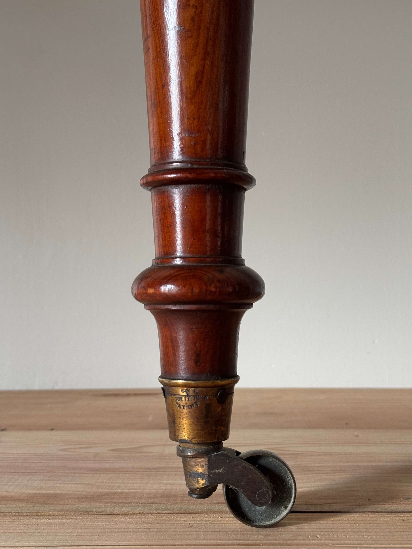 Early Victorian mahogany desk on castors
