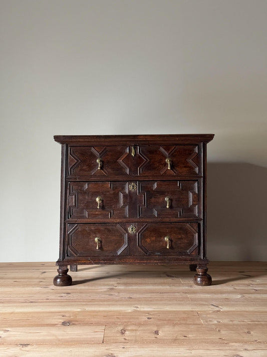 Jacobean oak chest of drawers