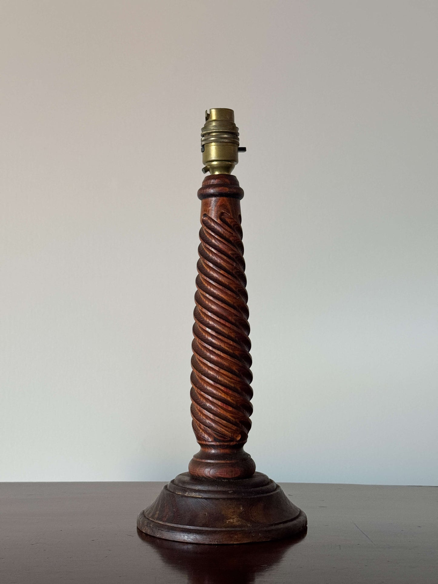 French vintage twisted table lamp