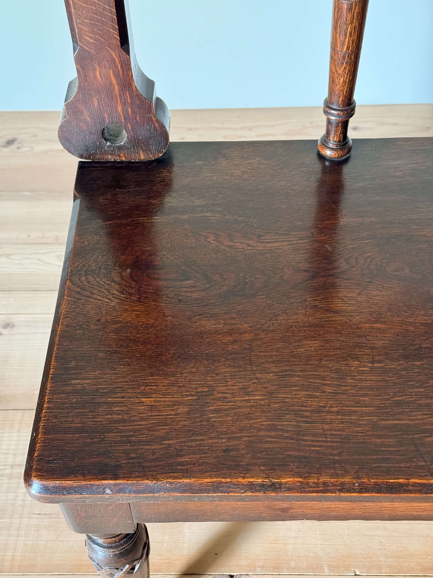 Victorian oak bench settle