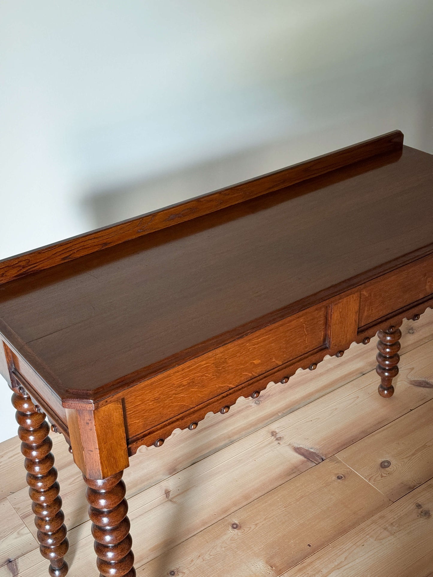 Victorian oak bobbin console table