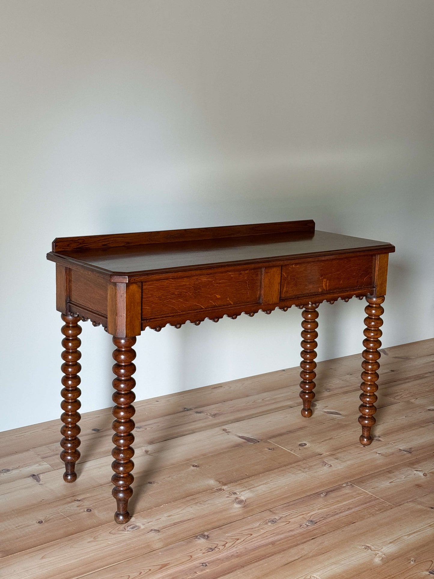 Victorian oak bobbin console table