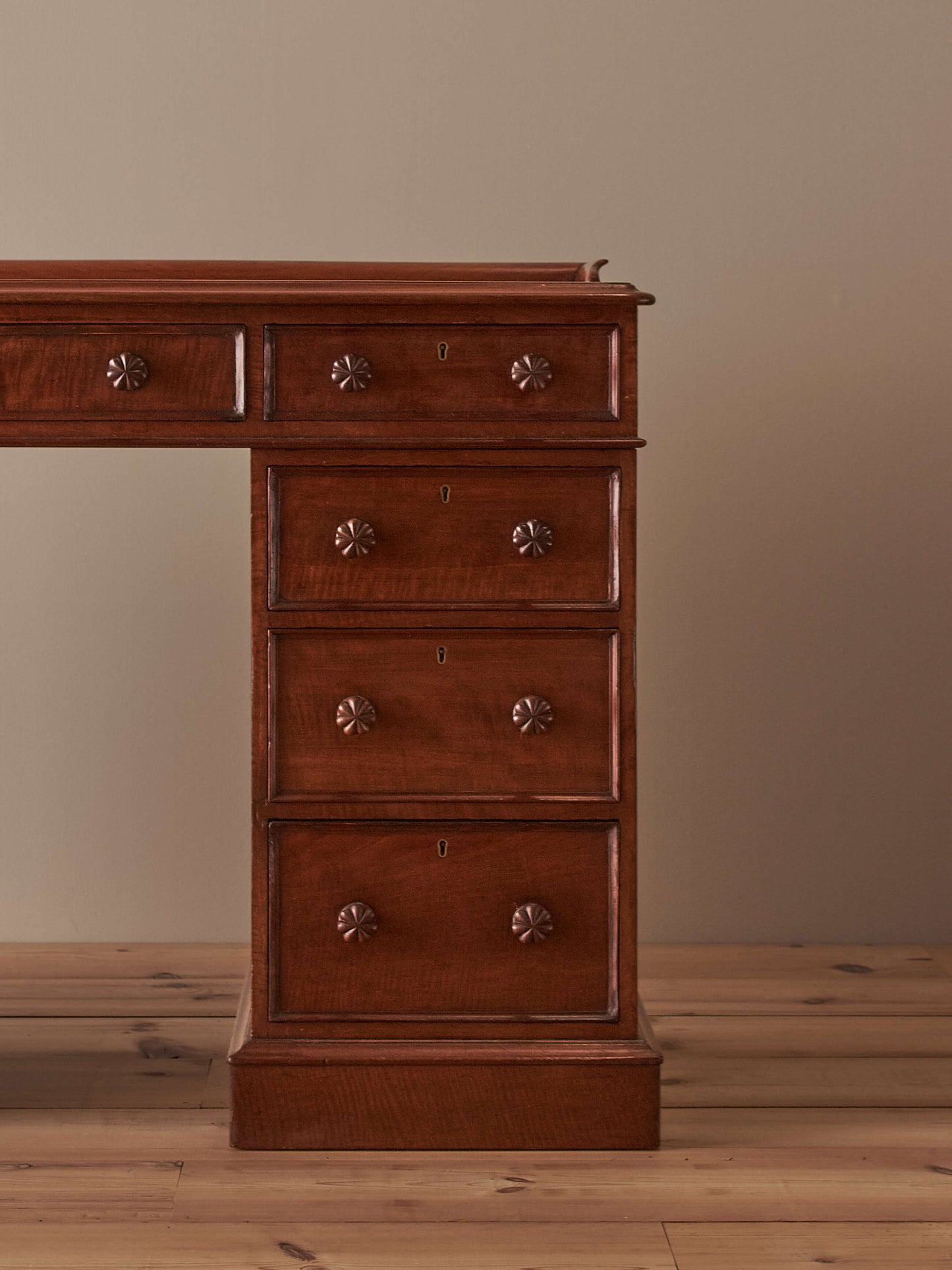 Regency mahogany fiddleback twin pedestal desk