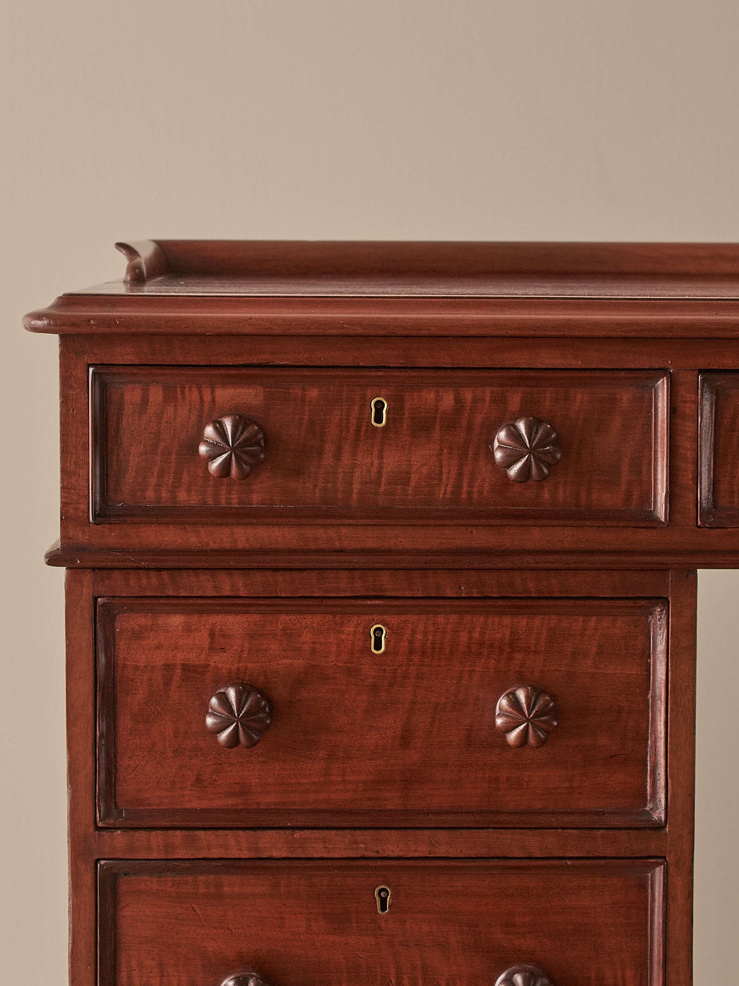 Regency mahogany fiddleback twin pedestal desk
