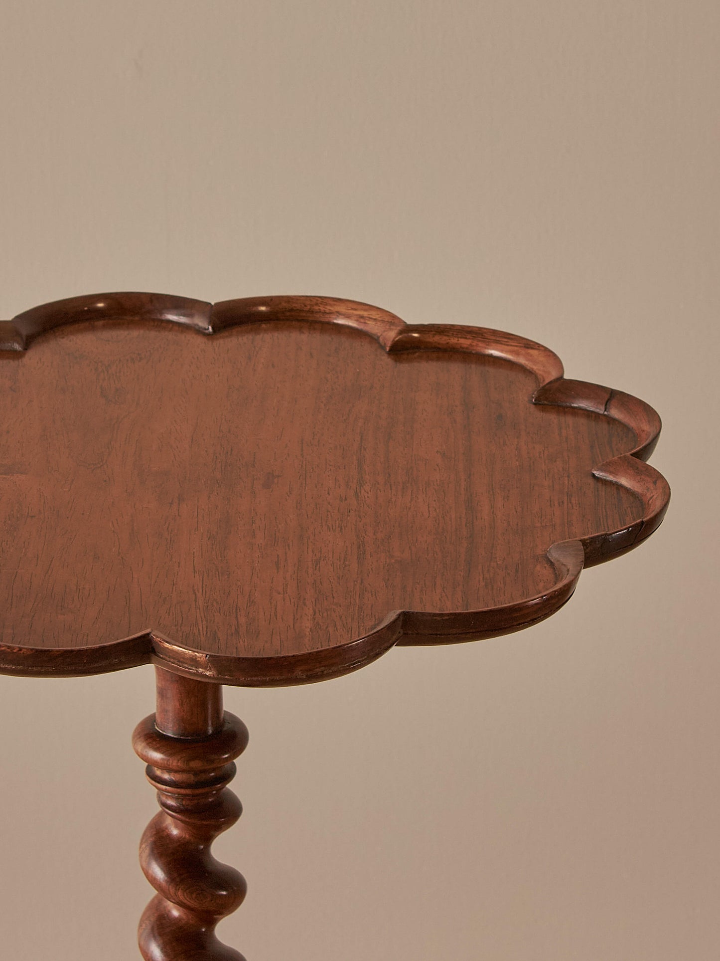 Antique Victorian rosewood table with barley twist stem