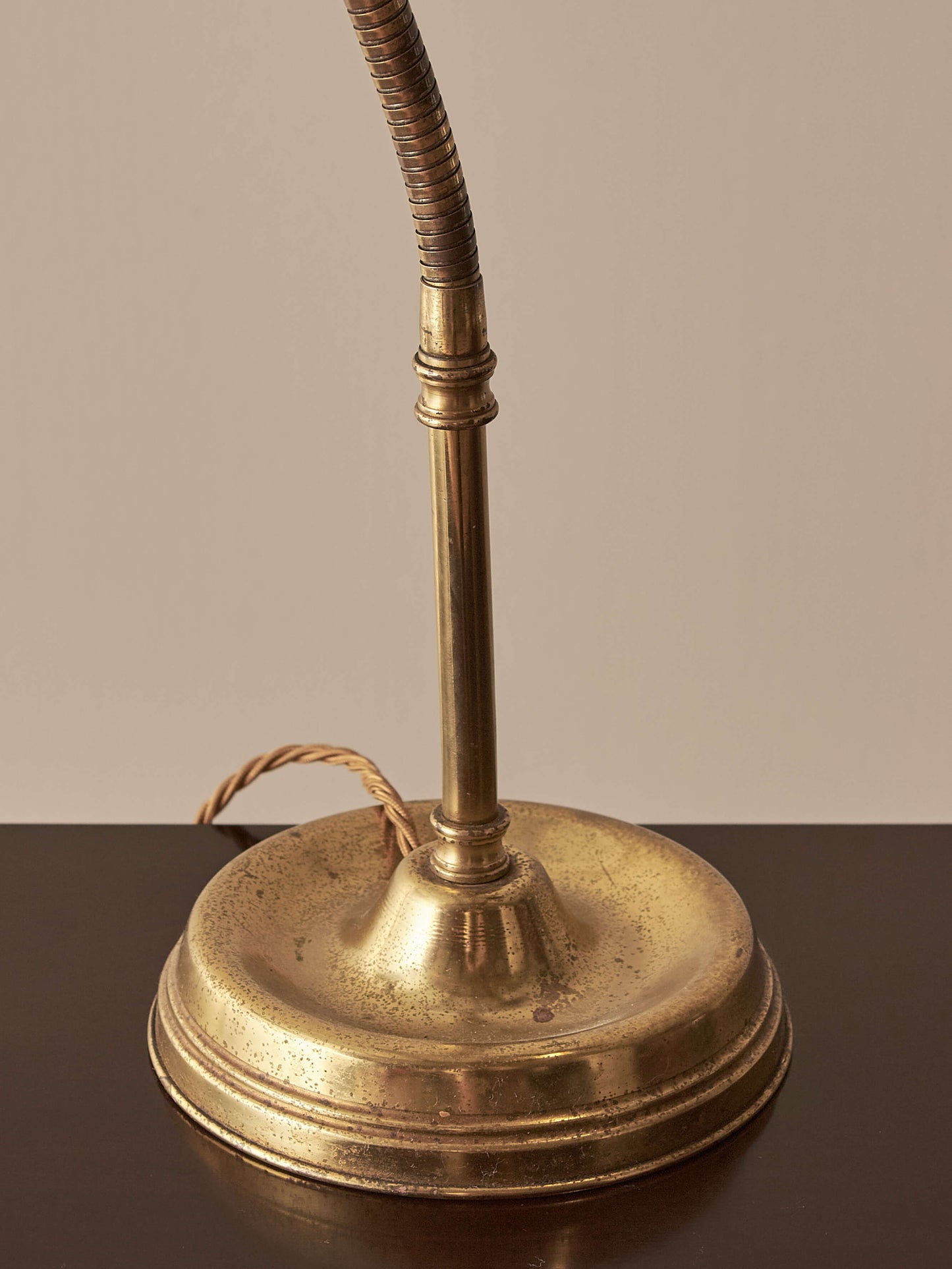 Art Deco brass clam table lamp