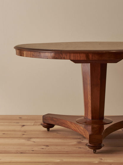 Victorian mahogany centre table