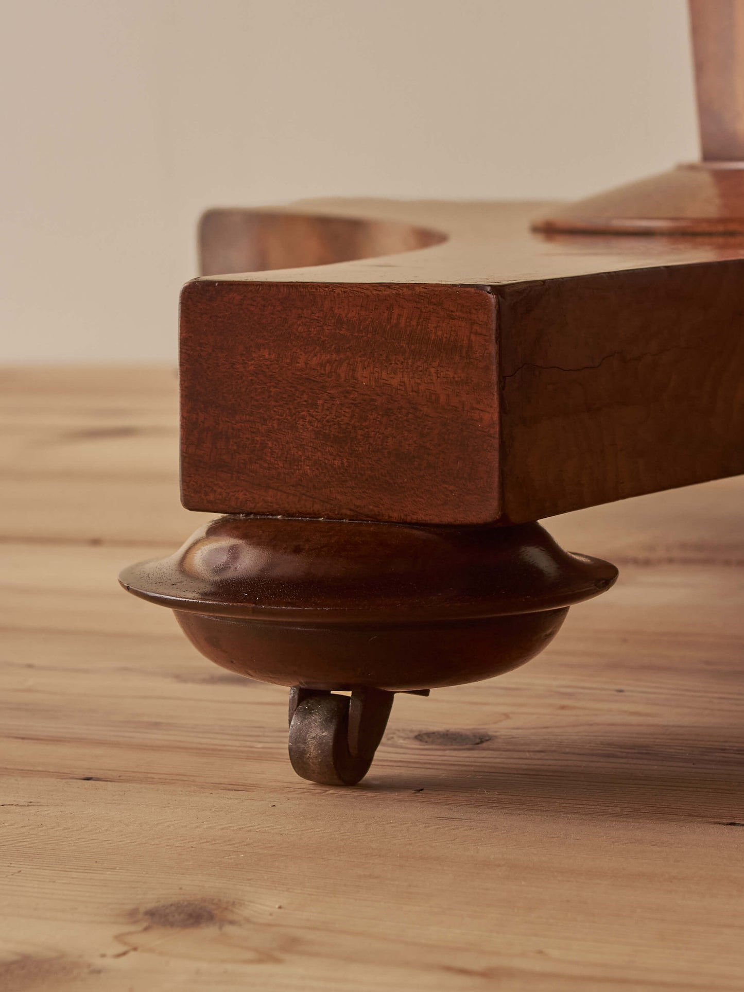 Victorian mahogany centre table