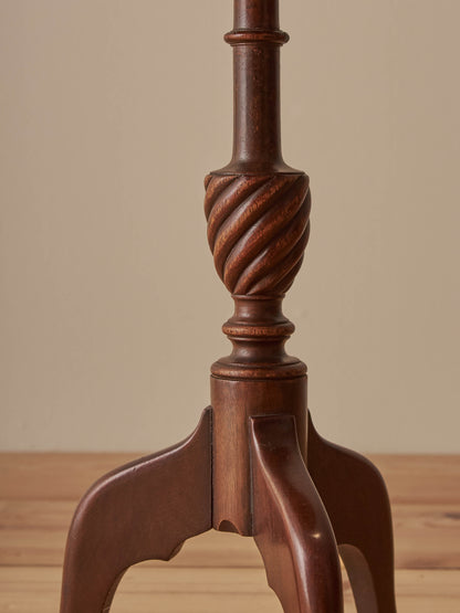 Vintage beech scalloped side table