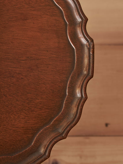 Vintage beech scalloped side table