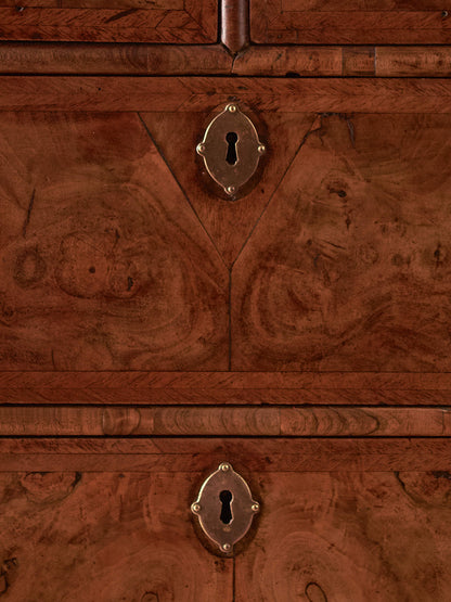 George I figured walnut chest of drawers