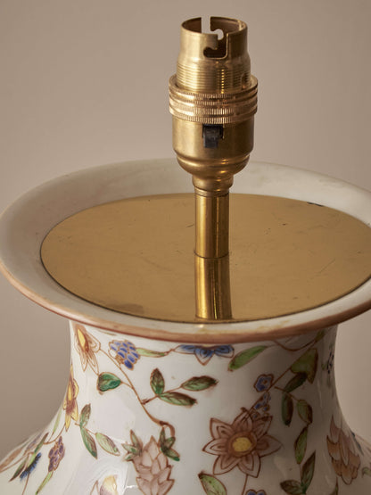 Vintage floral ceramic table lamp