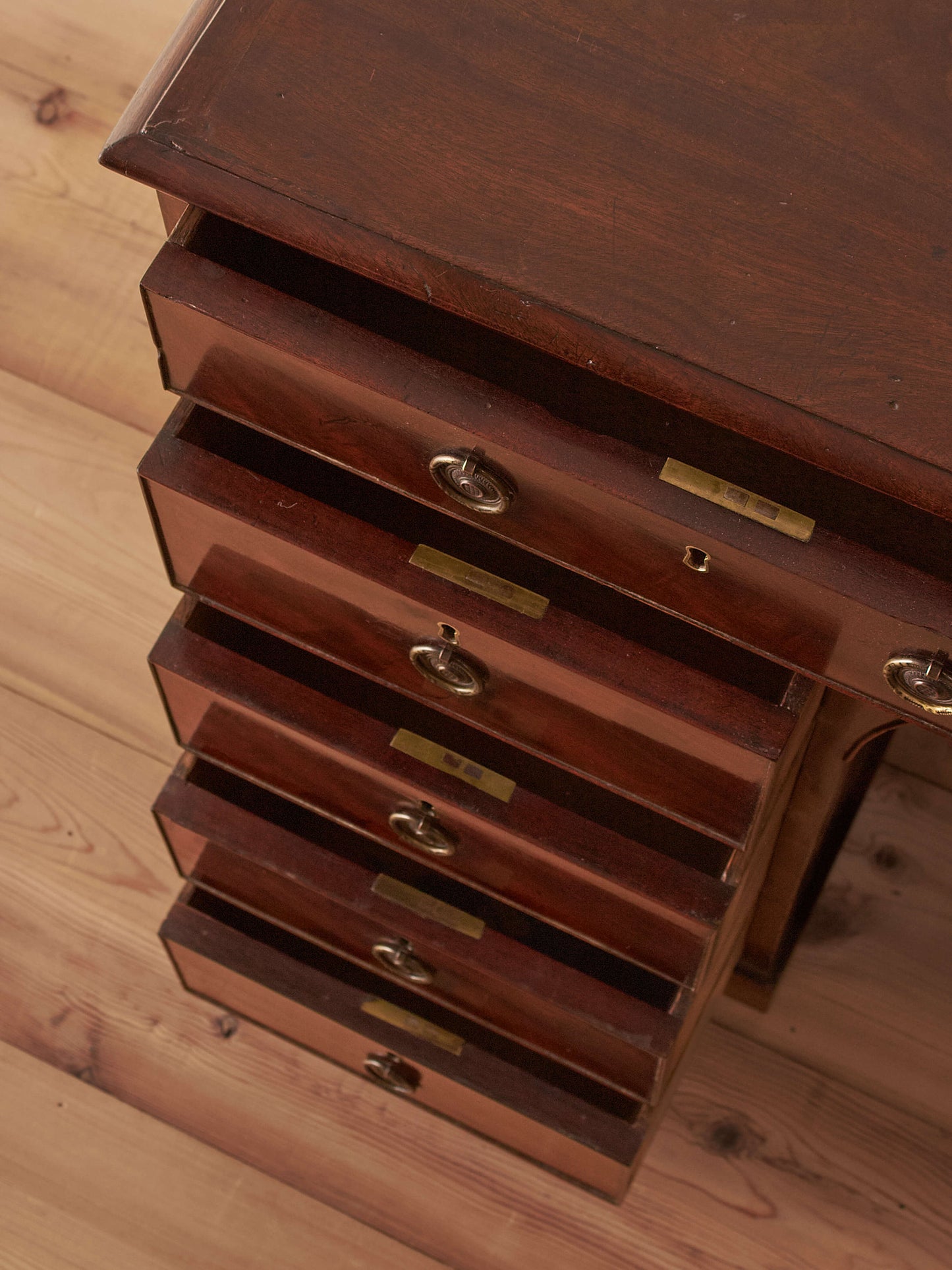 Antique Victorian mahogany dressing table