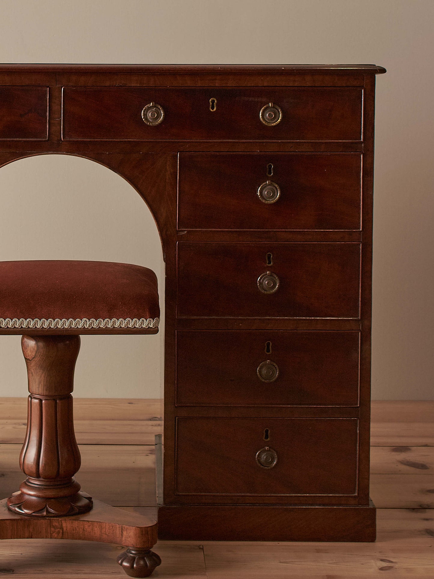 Antique Victorian mahogany dressing table