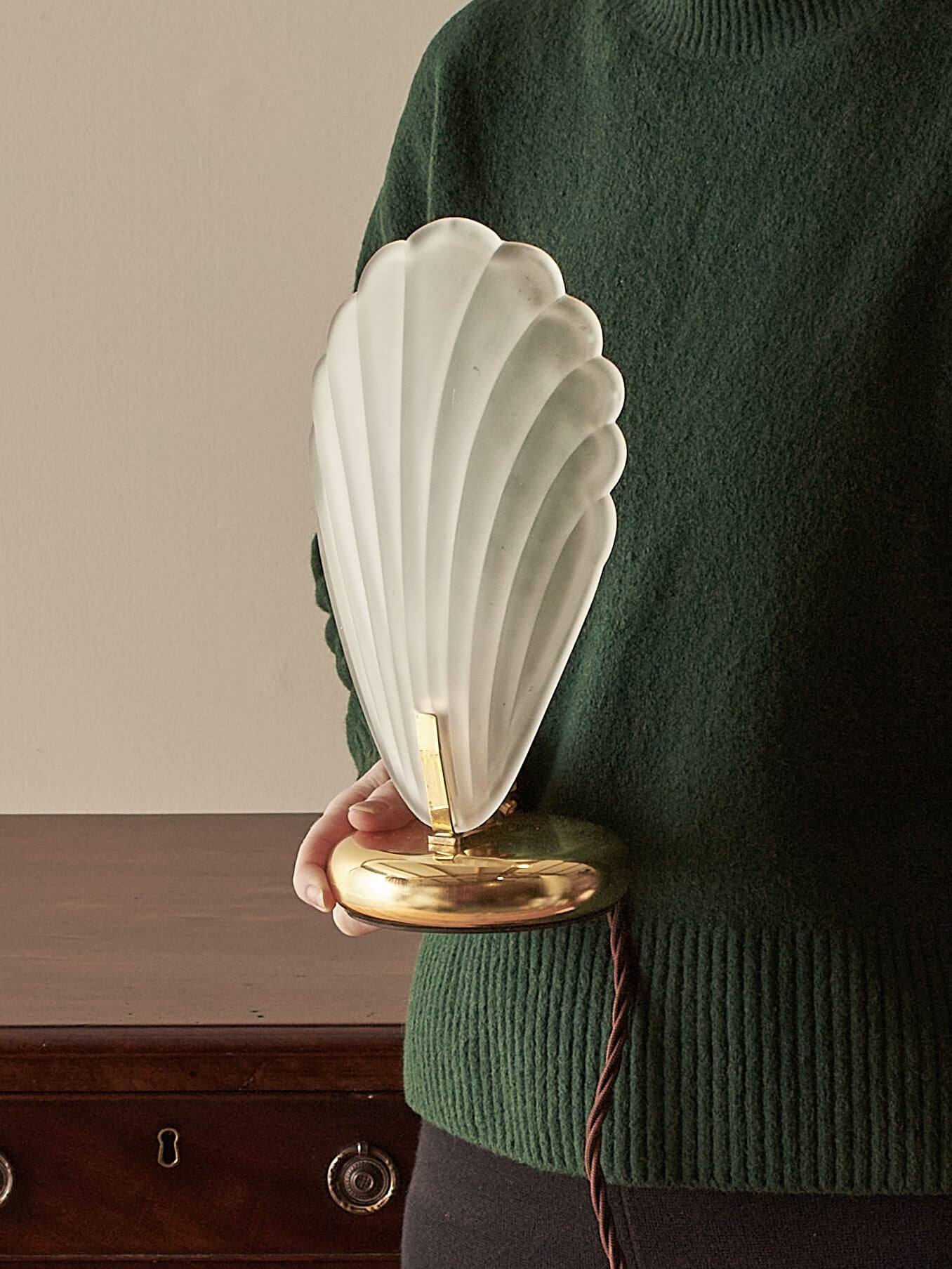 Mid-century clam table lamp