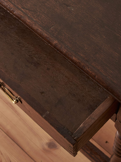 17th-century oak side table with bobbin supports
