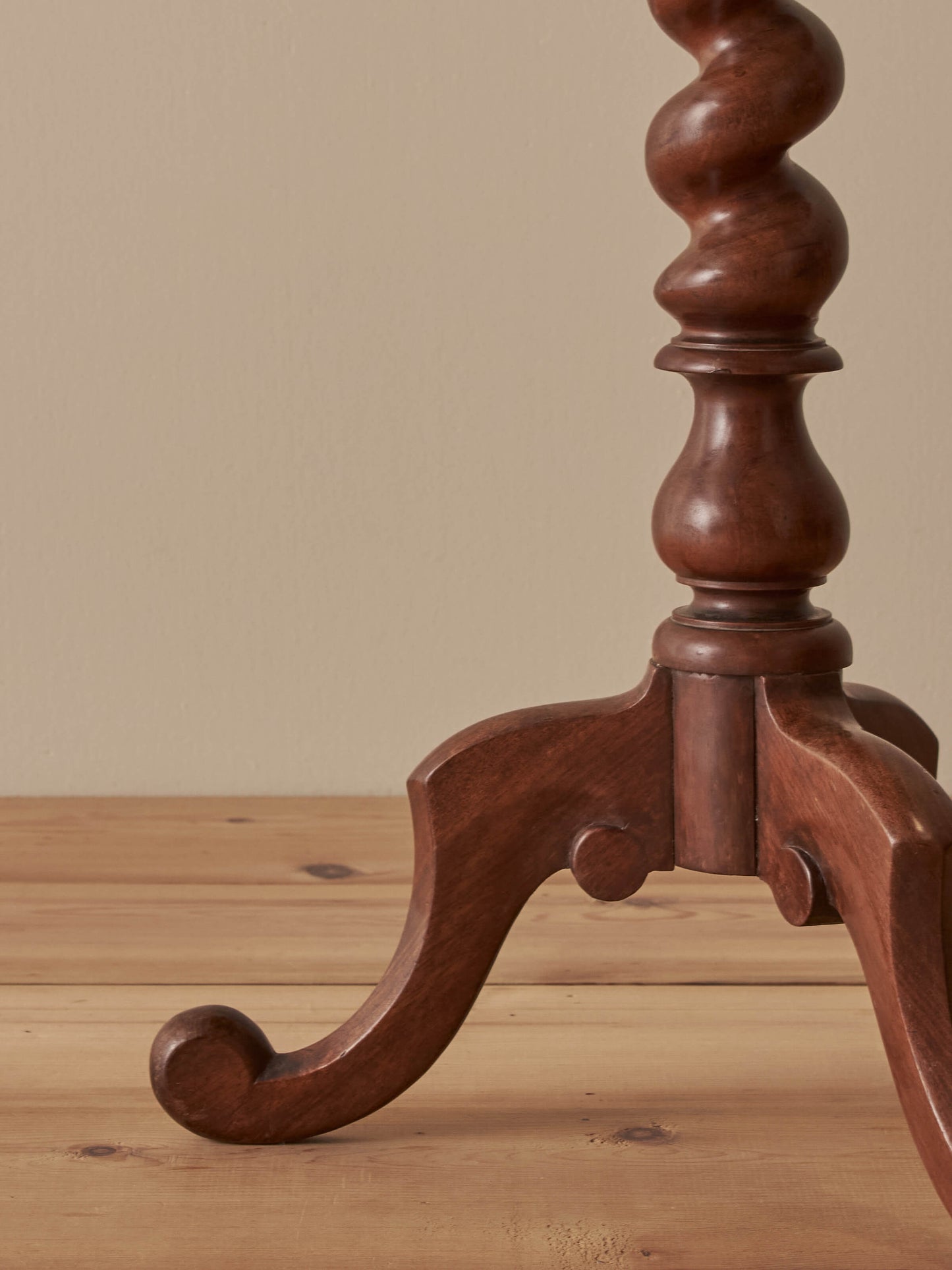 Victorian barley twist walnut side table