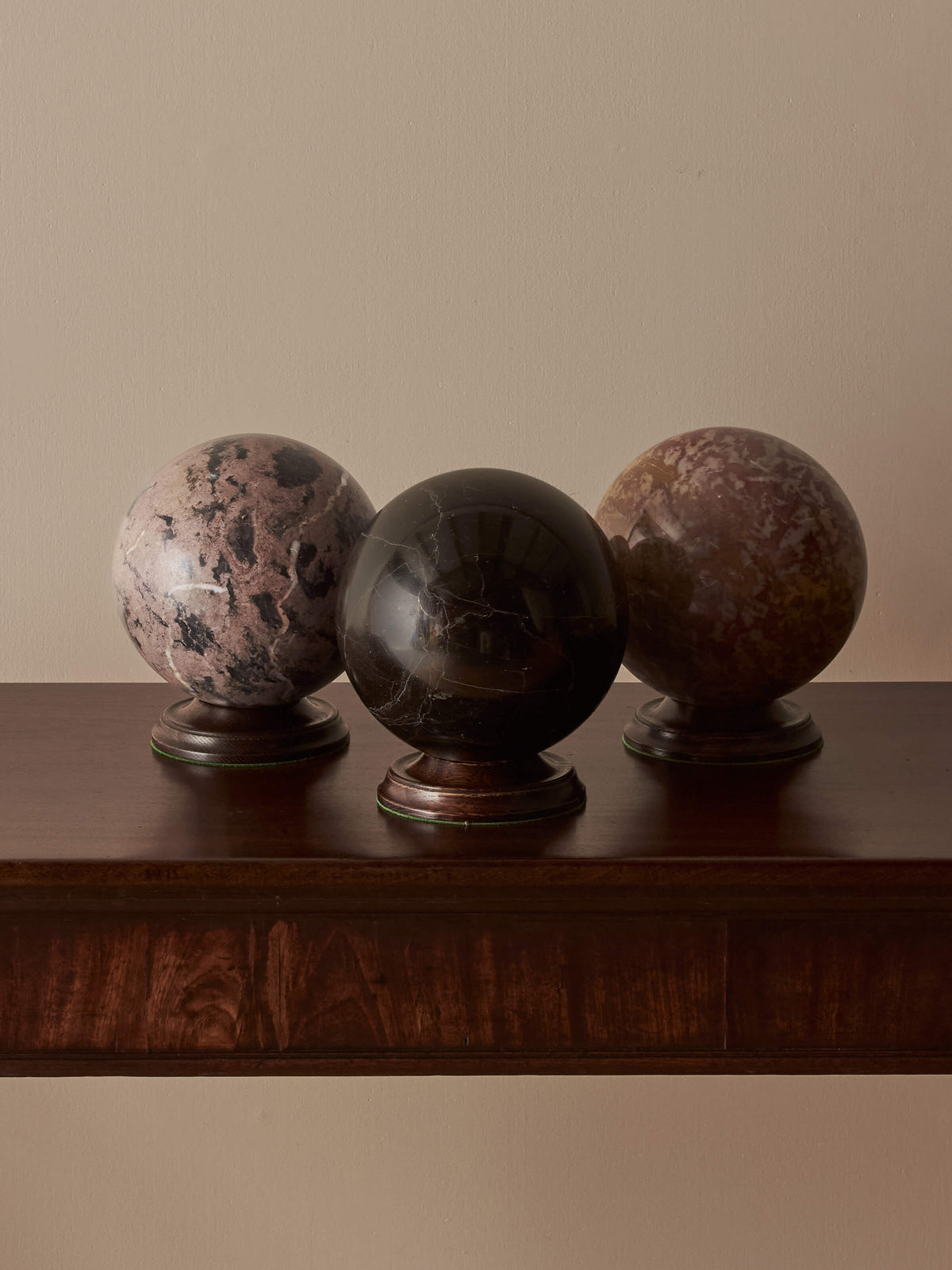 Regency Grand Tour specimen marble sphere