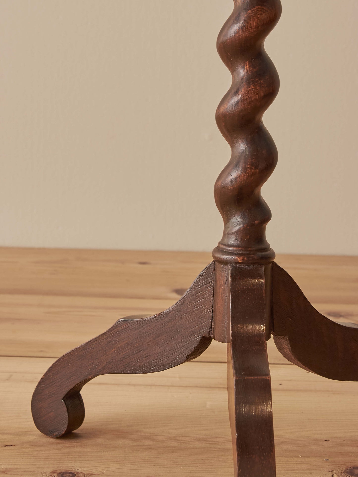Antique oak barley twist wine table