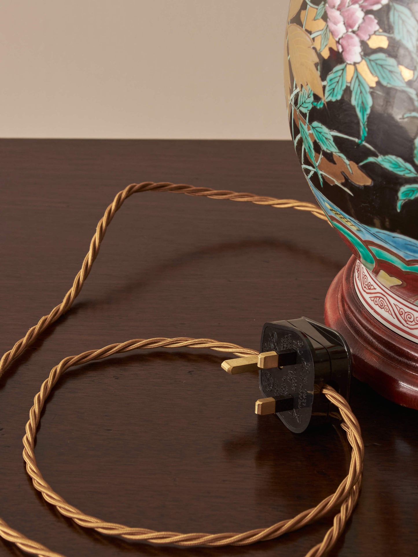 Pair of vintage ceramic table lamps