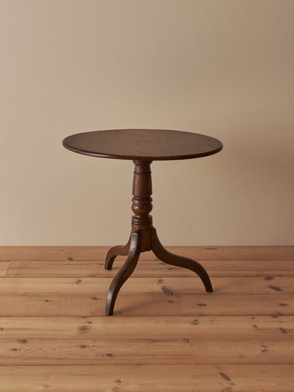 Antique circular oak tilt-top table