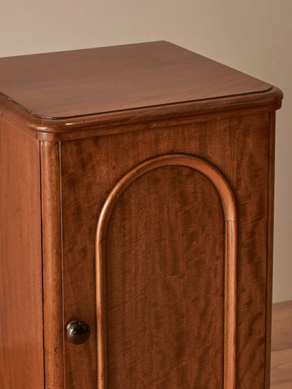 Victorian mahogany bedside cabinet