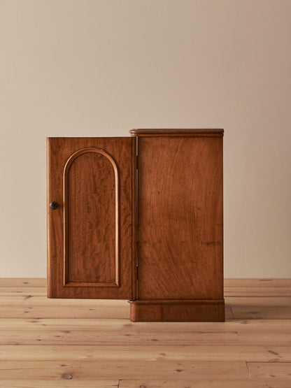 Victorian mahogany bedside cabinet