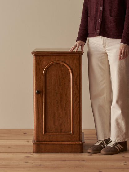 Victorian mahogany bedside cabinet
