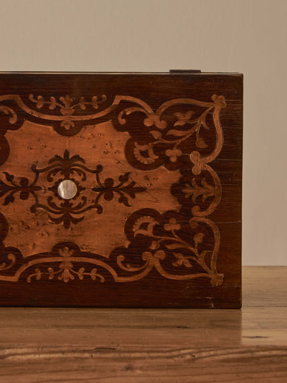 Early Victorian rosewood marquetry box