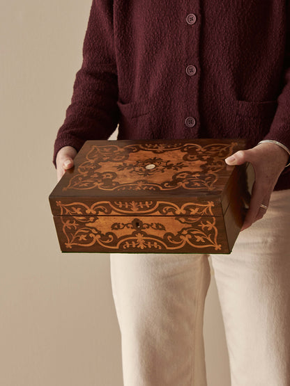 Early Victorian rosewood marquetry box