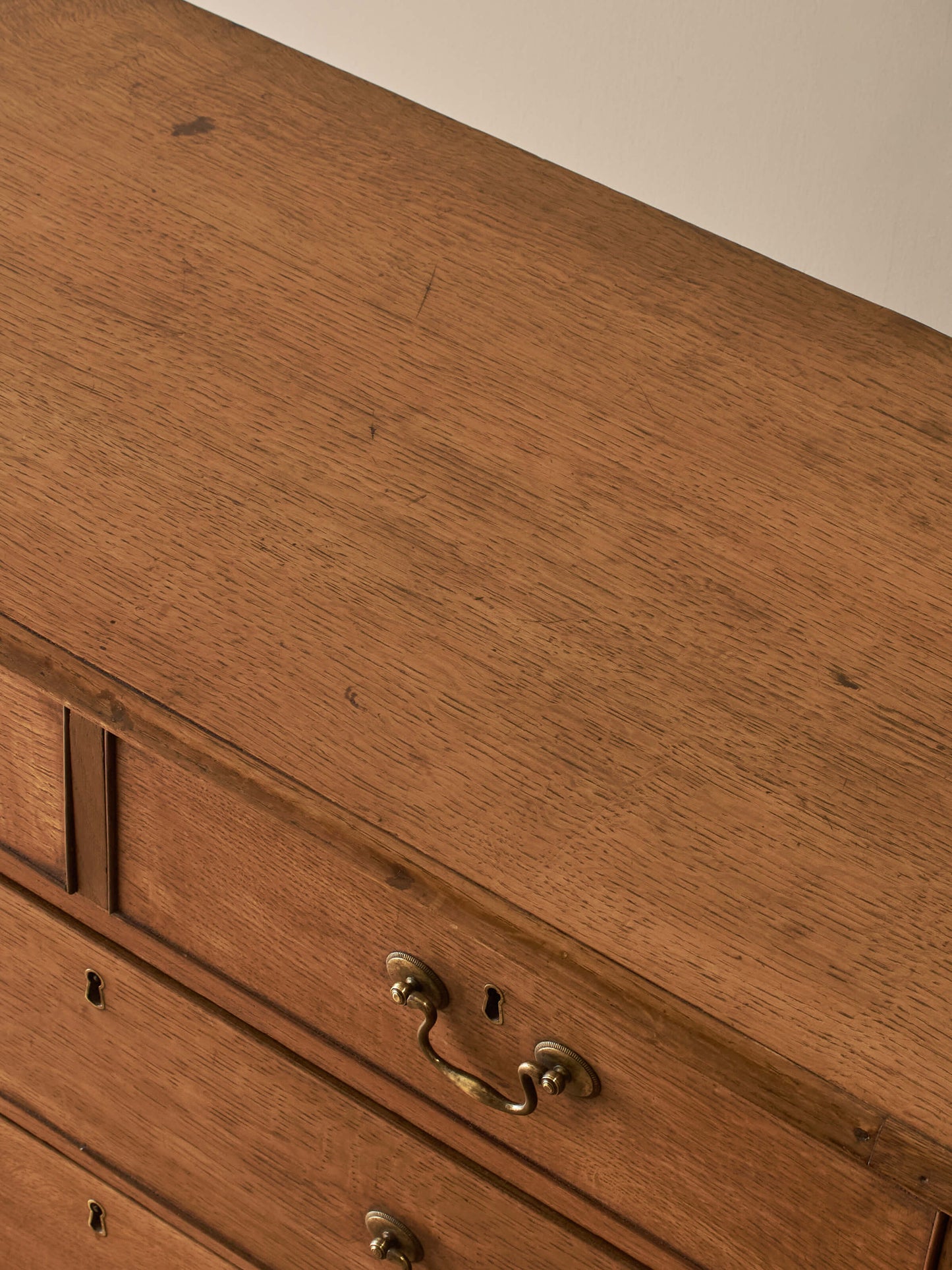 Georgian blonde oak chest of drawers